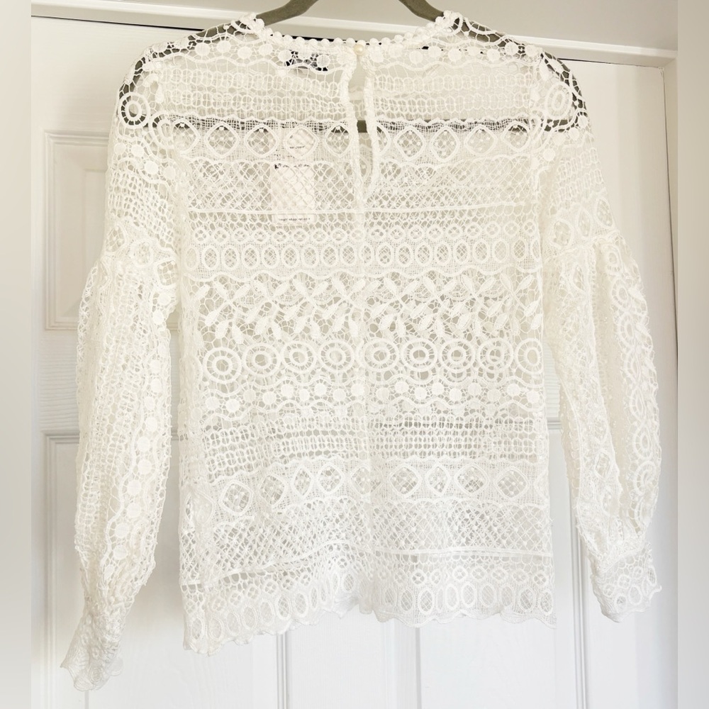 NWT Beautiful Lace Bell Sleeve Blouses - Picture 4 of 15